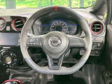 【純正革巻きステアリング】上質な革を使用することで、手にしっかり馴染みとても運転しやすいハンドルです♪