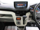 中古車は一物一価、同じようなお車でも、整備状況、外内装の状態など様々です。