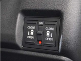 ◆両側電動スライドドア◆狭い駐車場でも乗り降りが楽々♪お子様が隣の車にドアを当ててしまう心配もございません!小さなお子様連れの方もこれで安心。
