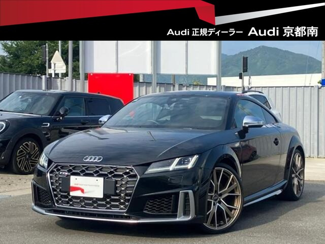 TTSクーペ メモリアルエディション 4WD