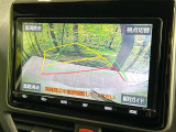 【バックカメラ】駐車時に後方がリアルタイム映像で確認できます。大型商業施設や立体駐車場での駐車時や、夜間のバック時に大活躍!運転スキルに関わらず、今や必須となった装備のひとつです!