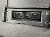 ◆【ETC】有料道路を利用する際に料金所で停止することなく通過できる、ETC車載器(ノンストップ自動料金収受システム機器)が装備されています。セットアップを行うことで利用可能になります。