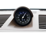 本車両にはスポーツクロノパッケージを装備しており、3.0L水平対向ツインターボエンジンの力強い加速と、ポルシェらしい心地よいサウンドを存分にお楽しみいただけます。