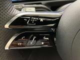 メモリー付きパワーシートが装備されている車両はシートの位置・ドアミラーの角度・ハンドルの位置を3名まで記憶出来ます。