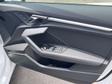 Audi の認定中古車は最長で7年保証(有償延長保証含む)。Audi認定中古車だからできる、変わることのない「確かな安心」を。