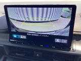 バックカメラも装備しております。車庫入れの苦手なお客様も安心!重宝してくれます!