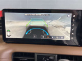 目視できないフードで隠れた路面の映像を表示するインビジブルフードビュー