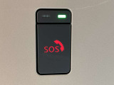 SOSコール 走行中の緊急時(病気や事故、あおり運転など)にボタンひとつでオペレーターに接続!救急や警察への連絡をサポートいたします。※使用にはお申し込みが必要です、詳しくはスタッフまで