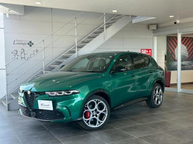 トナーレ プラグインハイブリッド Q4 ヴェローチェ 4WD