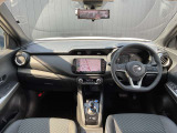 広々とした視界を体感できます。運転が楽しくなりますね。