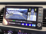 便利な3ビュー切り替え、ガイド線表示付きのバックカメラです!後退時、後方の視界をサポートします!