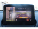 全周囲モニター付で、車庫入れも駐車もラクラクです。