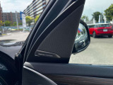 BMWを熟知したメカニックによる、360度の納車前点検。ドイツ本国と同様の教育・訓練を受けたメカニックが徹底的に点検、整備した後にお客様にお引渡しします。