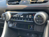 オートエアコン★温度を設定すれば車内を快適に保ってくれます♪
