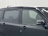 プラスチックバイザーがない分デザインもすっきり★洗車の時の窓拭きもラクラクです!