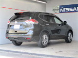 エクストレイル 2.0 20Xtt エマージェンシーブレーキパッケージ 4WD 2列車