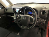分かりやすく操作しやすい運転席まわりです☆