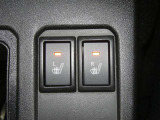 【シートヒーター搭載】シートを温めてくれる暖房機器です!長時間座っていると負担が掛かりやすい背中や腰、または冬場の寒い日に冷えやすい脚部に快適なぬくもりを♪