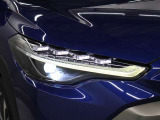 LEDヘッドランプには「オートマチックハイビームシステム」を搭載。夜間走行時にハイビームで走行可能と判断した場合、ロービームとハイビームを自動的に切り替え、前方視界確保をアシストします。