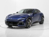 カーボンファイバー製フロントスポイラーを装着しております。