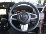 ハンドルは、車を運転する上で、ずっと握っている重要なパーツです。 手にフィットする物が、いいですよね♪