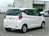 国家整備資格を取得しておりますメカニックが、大切なお客様のお車をご納車に向けて整備致します♪