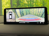 【360&deg;ビューモニター】専用のカメラにより、上から見下ろしたような視点で360度クルマの周囲を確認することができます☆死角部分も確認しやすく、狭い場所での切り返しや駐車もスムーズに行えます。