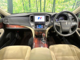 クラウン 2.5 ロイヤルサルーンG i-Four 4WD 