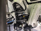 お車を安心してお乗りいただく為には、足回りの定期点検が欠かせません。サービスサポート(有償保証)では無料点検もご提供しており、安心のカーライフをお過ごしいただけるサポート体制が整っています。