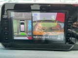 上から車を見下ろしたような画面が駐車をサポート、運転が苦手な方でも安心してお使い頂けます!!
