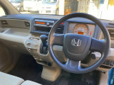 室内も綺麗です。禁煙車なので嫌なにおいもございません。業界最長!5年耐久の室内コーティングはいかがですか?臭いの元や菌を除菌し続け、寄せ付けません!