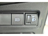 オートマチックハイビームとは、先行車や対向車のライトを認識し、ハイビームとロービームを自動で切り替える機能です。夜道の視界を確保します。詳細は販売店スタッフまでおたずねください。