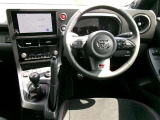 ご購入の車両には、ご納車前に室内の除菌・消臭を施行いたします。※ただし、すべての臭いを消臭できるわけではございませんので、あらかじめご了承ください。