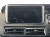 当車両はオーディオレスです。多彩なナビゲーション・オーディオをご用意しております。詳しくは当店スタッフにお問い合わせください。