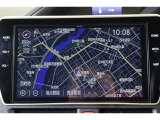 純正10.5インチSDナビ。CD・DVD・SD・高画質なフルセグTVに対応です。ナビ連動のETCを搭載しています。利用日や料金の確認がモニターで出来て便利ですよ。