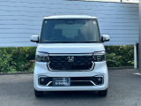 お買い上げいただいたお車は、ご納車前に定期点検を実施いたします。さまざまな基準で、クルマ本体や装備などHondaディーラー専門スタッフが点検・整備まで行うのでご安心下さい。