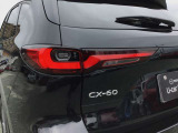 ブレーキランプはLED仕様となっております。後続車への視認性にも優れています。