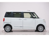 県内13店舗にて常時500台以上ダイハツ車を展示中です。見て、触って、納得のいく一台をぜひ見つけてください。