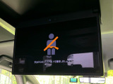 【13.2型フリップダウン】大画面モニターで後席でもエンタメをお楽しみいただけます。家族や友人とお出かけする機会が多い方に大人気です♪