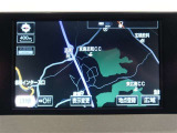 純正ナビを装備。タッチパネル式で使いやすく、お出かけもラクラクです。
