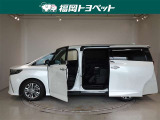 両側パワースライドドア付きだから、狭い駐車スペースなどでの 乗り降りラクラク!小さなお子さまのいるご家庭には嬉しい装備。