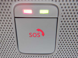 【SOSコール】急病時や危険を感じた時には、SOSコールスイッチを押してください。万が一の事故発生時には、エアバッグ展開と連動し自動通報されます。