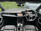 Audiのインテリアはエクステリア同様、優れたデザイン性とクオリティ、そして機能性を兼ね備えております。
