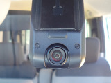 ◆【ドライブレコーダー】映像・音声などを記録する自動車用の装置です。もしもの事故の際の記録はもちろん、旅行の際の思い出としてドライブの映像を楽しむことができます。