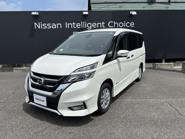 セレナ 2.0 ハイウェイスター 4WD 