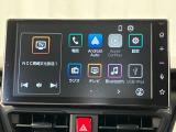 【9インチスマホ連携ディスプレイオーディオ】 対応しているスマホアプリを大画面で使えます!フルセグテレビやラジオの視聴、Bluetooth接続による音楽鑑賞、ハンズフリー通話なども利用可能です。