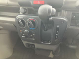 操作しやすいシフトレバー