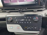 移動時の車内も快適に オートエアコンです