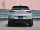 CX-3が本来持っている先鋭さを研ぎ澄ませながら、より魂動デザインを深化。上質さを磨き上げ、クオリティを追求したデザインを実現しました。