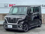 ご閲覧いただき誠にありがとうございます。こちらの車両は少し離れた展示場にて展示しております。ご来店の際には、一度ご連絡をいただけるとお待たせすることなくご案内できます。お気軽にご連絡ください♪